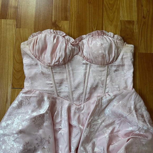 Pink Strapless Ruffle Romper - Picture 4 of 5